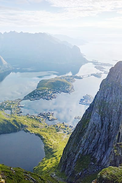 Luftaufnahme einer Bergkette