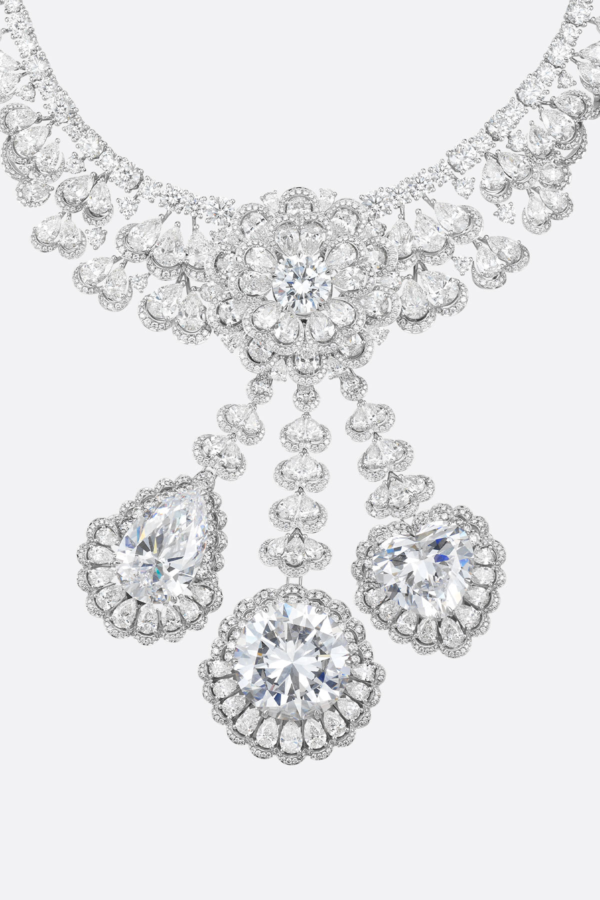 Discover Chopard The Queen of Kalahari