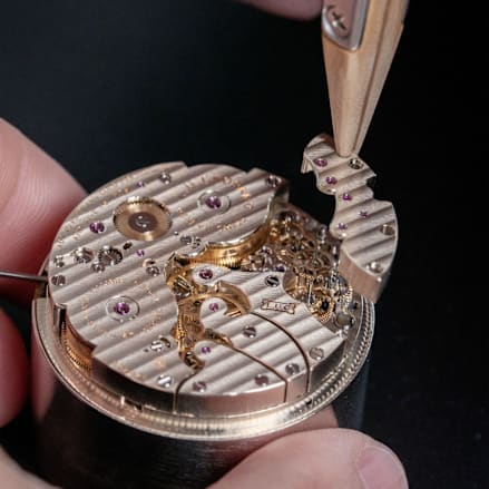 L.UC. Grand Strike watch complication