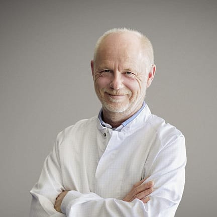 Christophe, artiste émailleur Chopard