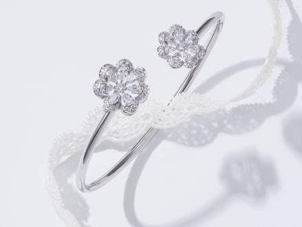 Jonc or blanc et diamant - collection de haute joaillerie Precious Lace