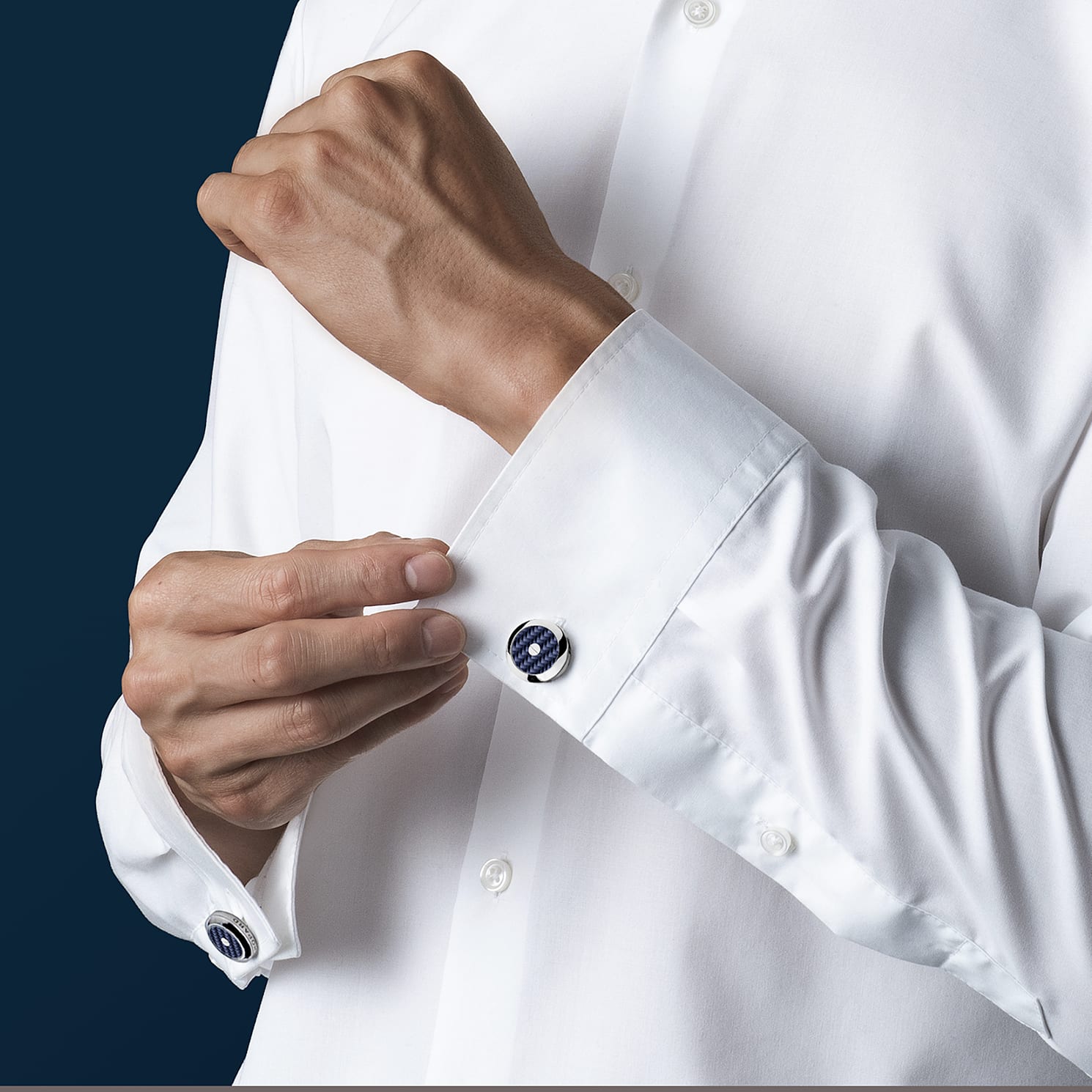 Classic Racing cufflinks - Chopard Luxury Accessories 95014-0073 detail view