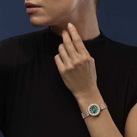 Enlarge {0}Chopard L'Heure du Diamant Women Diamond Watch      worn view