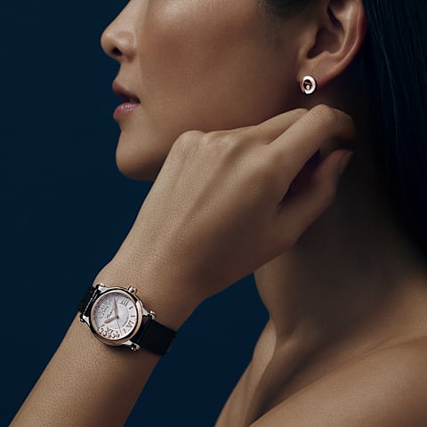 EnlargeChopard Happy Sport Women Diamond Watch      worn view