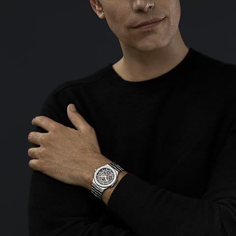 تكبير {0}Chopard ألباين إيغل للرجال - ساعة      عرض عند الارتداء
