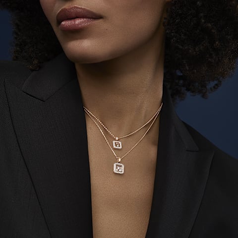 تكبير {0}Chopard - حلية متدلية هابي دايموندز آيكونز 79A114-5201     عرض عند الارتداء