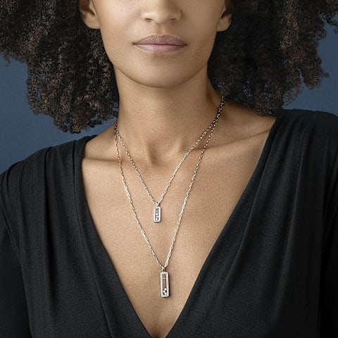 Chopard - ダイヤモンド ペンダント ハッピーダイヤモンド アイコン 79A202-1201     着用図