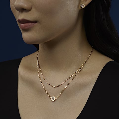 تكبير {0}Chopard - قلادة هابي دايموندز آيكونز 81A017-0020     عرض عند الارتداء