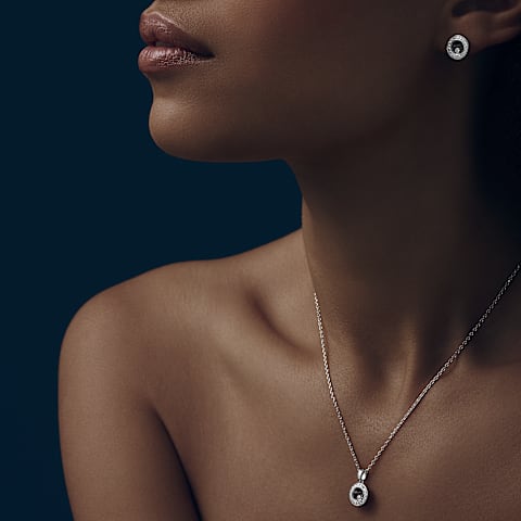 Vergr&ouml;&szlig;ern {0}Chopard - Diamant Ohrringe Happy Diamonds Icons 83A017-1201     Getragene Ansicht