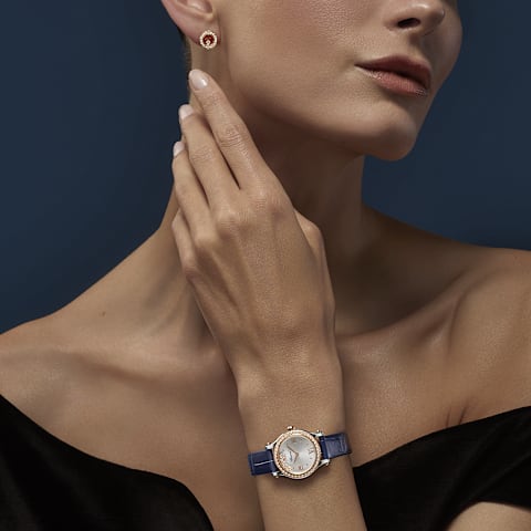 Vergr&ouml;&szlig;ern {0}Chopard - Diamant Ohrringe Happy Diamonds Icons 83A017-5201     Getragene Ansicht