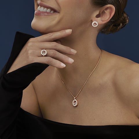 تكبير {0}Chopard - ألماس أقراط هابي دايموندز آيكونز جوايري 83A609-5001     عرض عند الارتداء