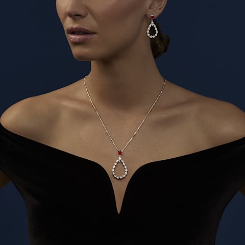 EnlargeChopard - Diamond Earclips L'Heure Du Diamant Drop 84A063-1301     worn view