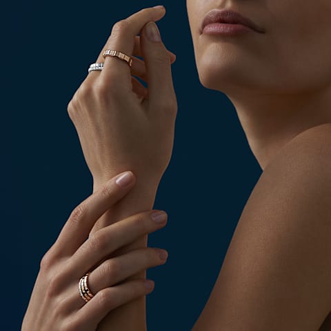 放大Chopard - 钻石 戒指 Ice Cube @827702-5259    佩戴视图