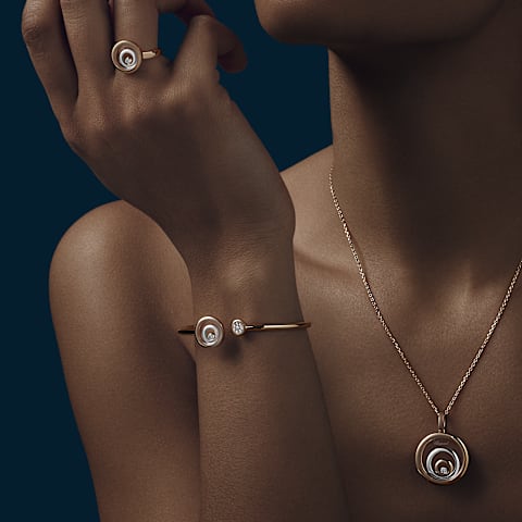 تكبير {0}Chopard - خاتم ألماس هابي سبيريت @828230-9010    عرض عند الارتداء