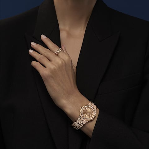 Ampliar {0}Chopard - Sortija Ice Cube @829834-5099    Vista llevada