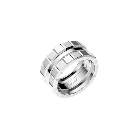 Enlarge {0}Chopard  Ring Ice Cube @827004-1010 3/4 view