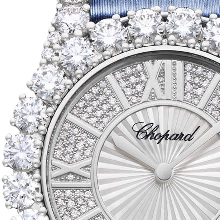 Quadrante di orologio di lusso con diamanti