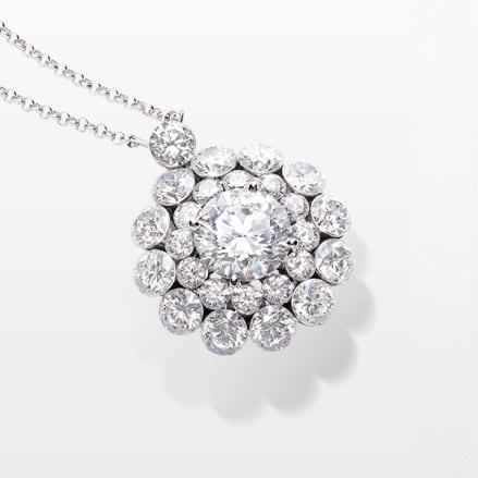 Chopard dazzling diamond necklace 